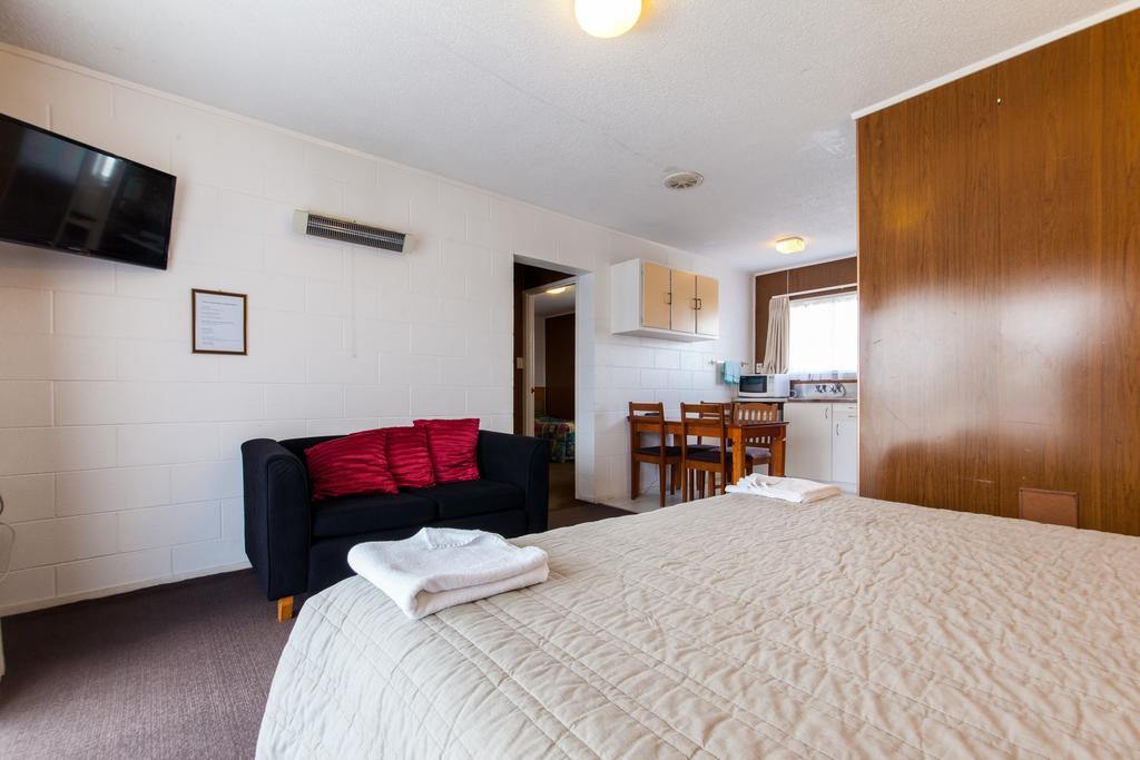 Sunset Lodge Motel Taupaki Cameră foto