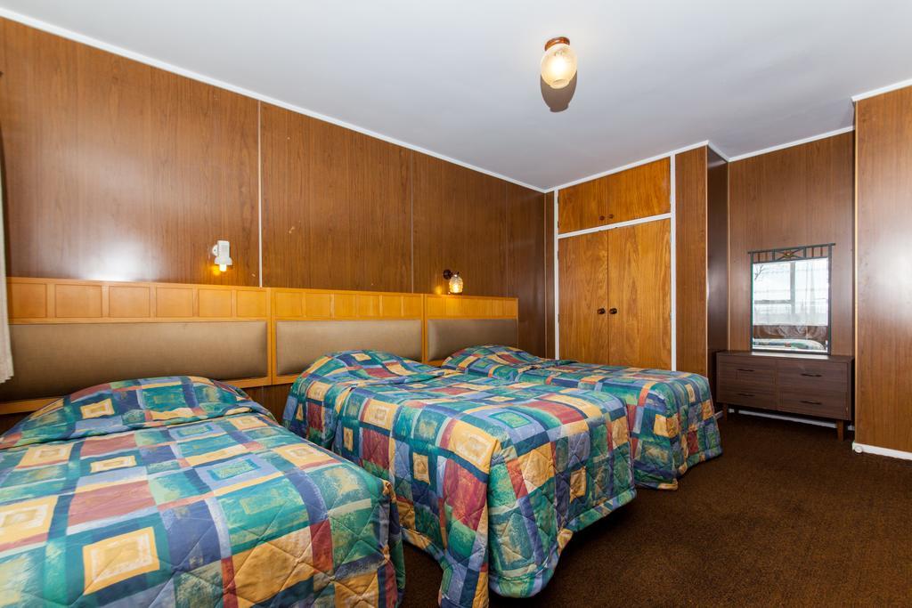 Sunset Lodge Motel Taupaki Cameră foto